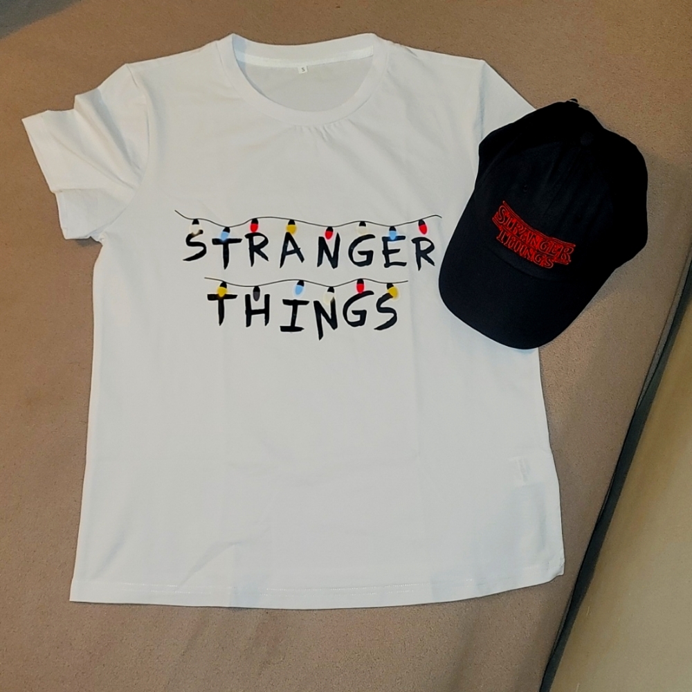 Stranger Things t-shirt & hat set